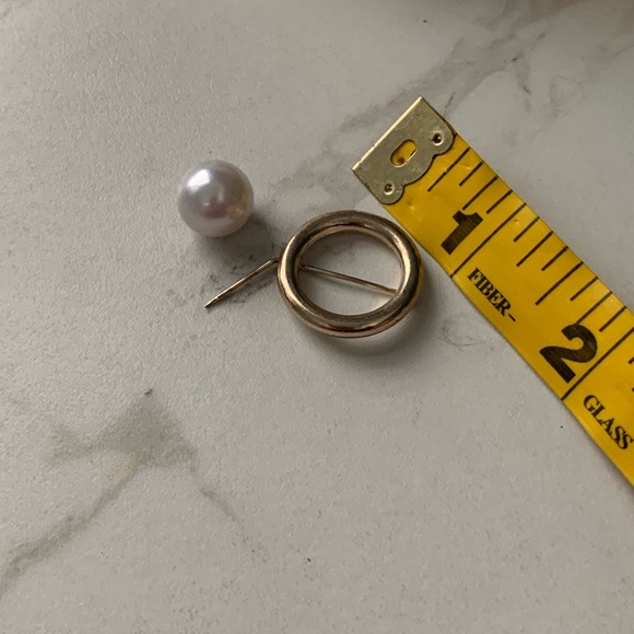 Vintage gold tone scarf brooch. - Picture 5 of 5